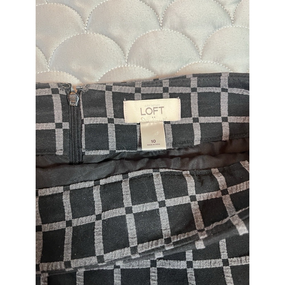 Ann Taylor LOFT Skirt Size 10 Black Gray Window Pane Lined Career Fall Winter - Picture 2 of 6